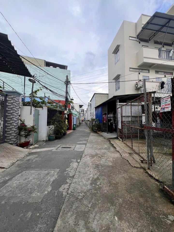 Nhà 1 trệt 1 lầu hẻm 85 đường 61 Phước Long B 25m² giá chỉ 3,4 tỷ - Sẵn sàng giao dịch!