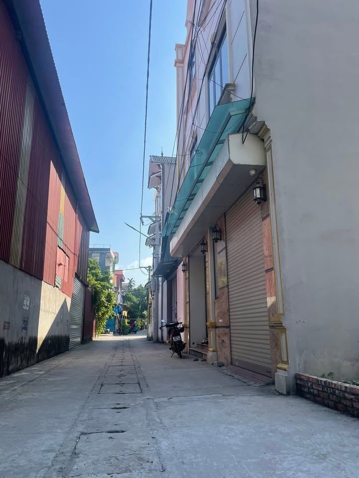 Nhà đẹp Cổ Bi, Gia Lâm 34m² giá 4 tỷ - Dân xây chắc chắn, ở ngay!