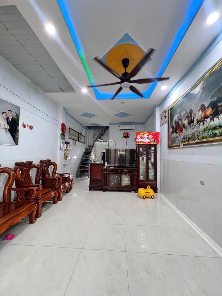 Bán nhà 1 trệt 1 lầu 80m² tại Hố Nai, Biên Hòa - Sổ đỏ chính chủ, giá 1.299 tỷ!