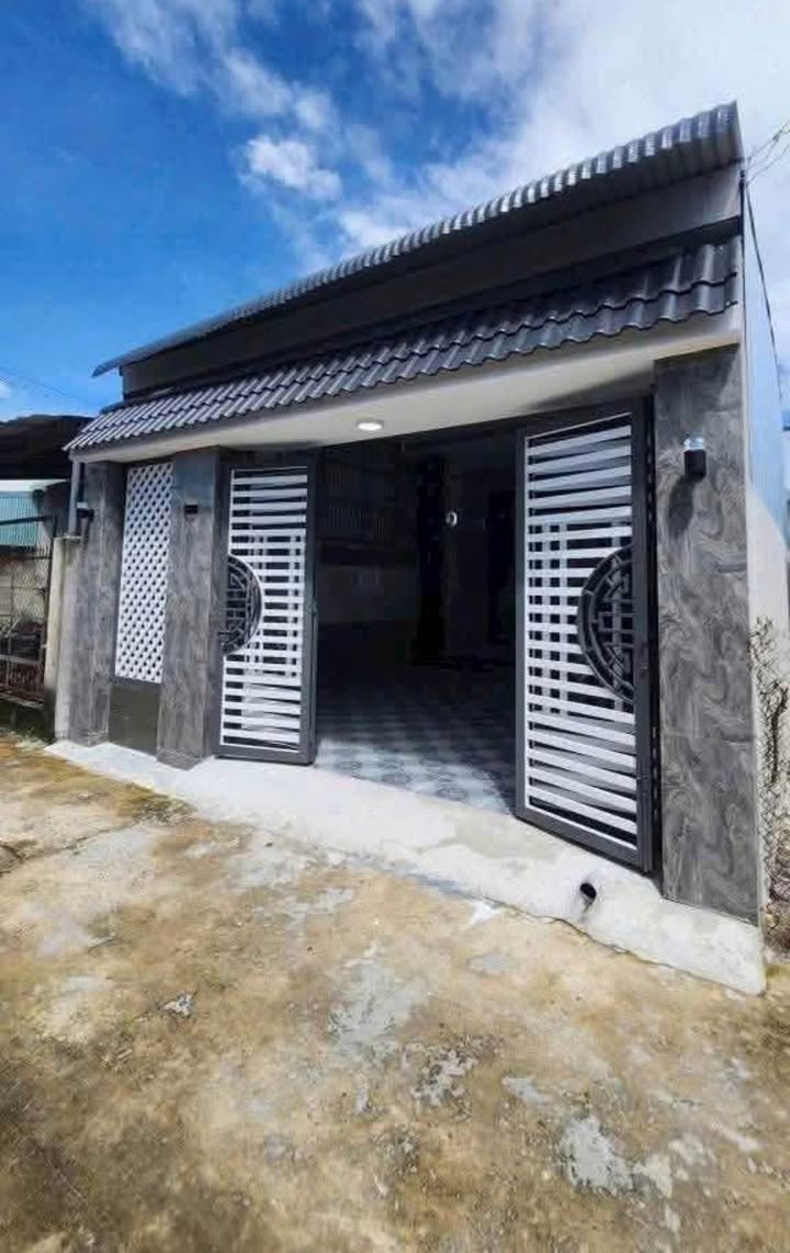 Nhà mới hẻm 14 Huỳnh Tấn Phát, Hiệp Ninh, 168m² giá 2.15 tỷ - Dễ dàng di chuyển!