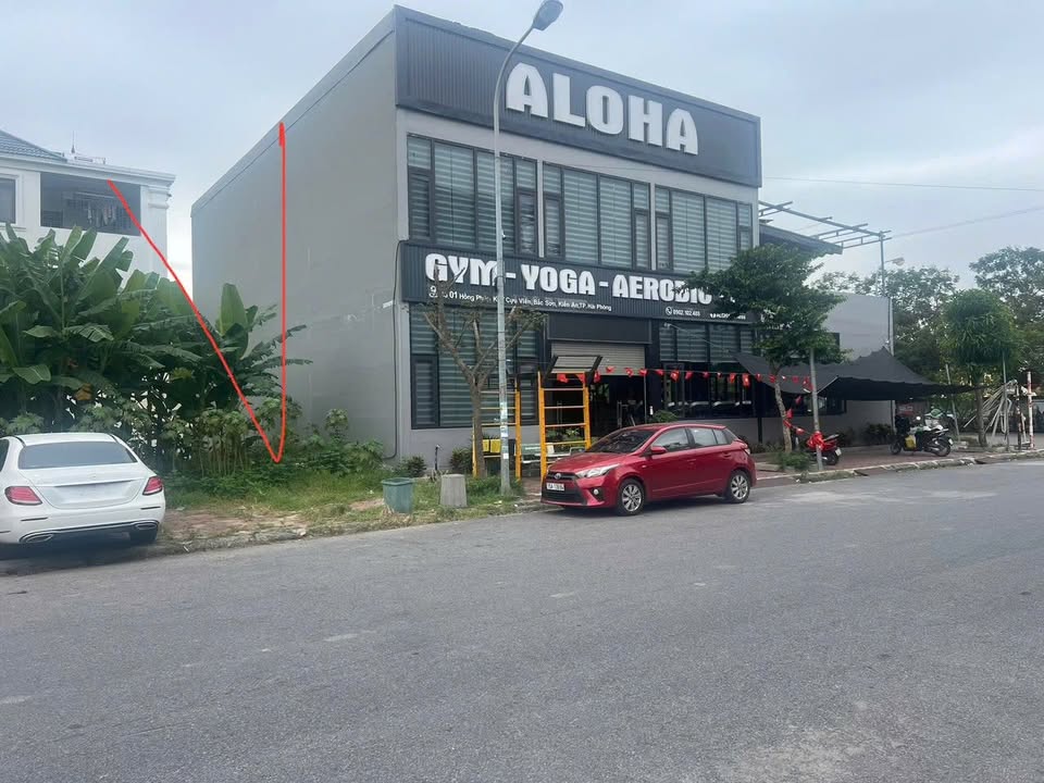 Townhouse Tinh Thành Quốc Tế Hải Phòng 300m² giá 13.6 tỷ - Giảm giá sốc, chỉ 13.6 tỷ!