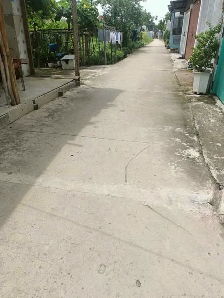 Đất nền Long Hậu 94m² giá 1.48 tỷ - Sổ đỏ chính chủ, xây dựng tự do!