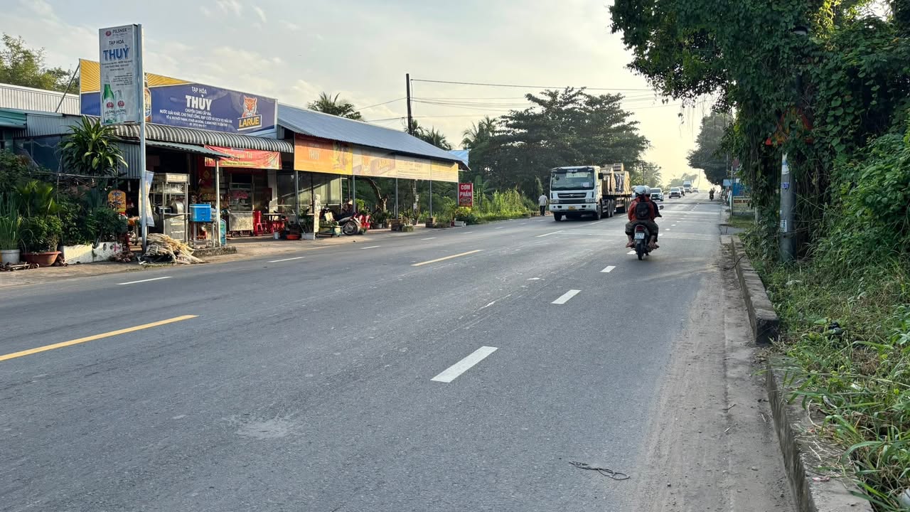 Đất nền mặt tiền Nguyễn Văn Linh, Bình Thủy 667m² giá 6.67 tỷ - Cơ hội đầu tư hấp dẫn!