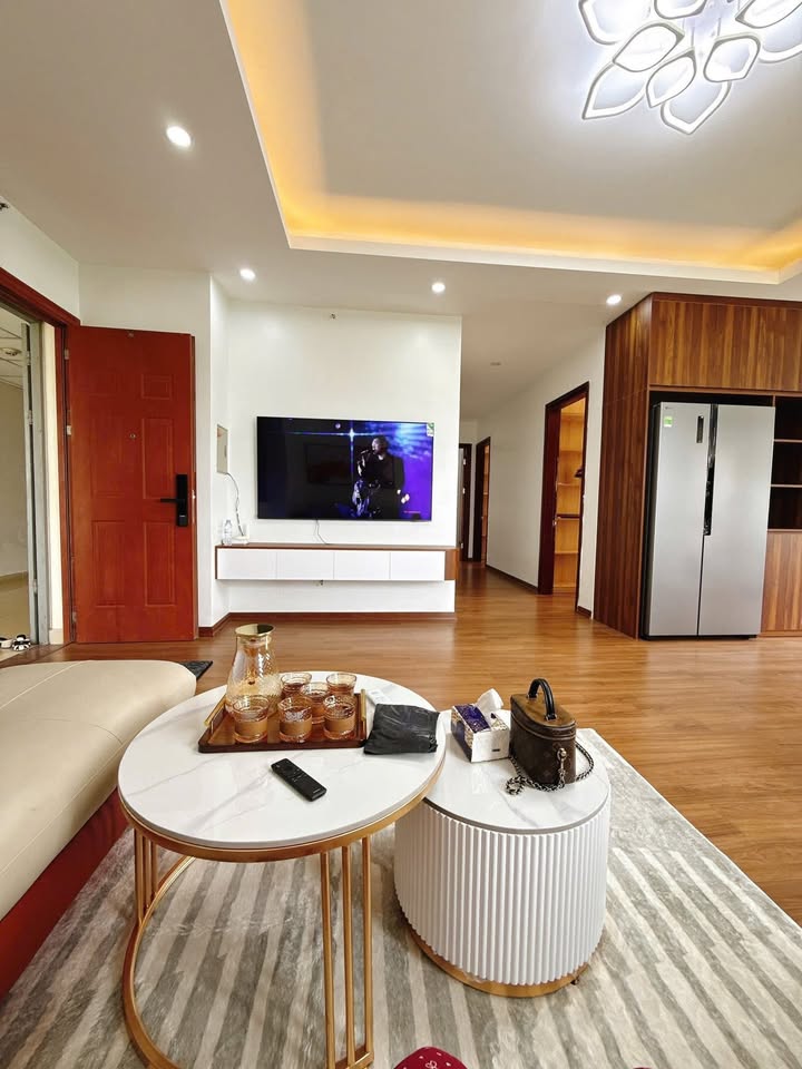 Căn hộ HH2 Xuân Mai 107m² giá 5.8 tỷ - Nhà mới đẹp lung linh!