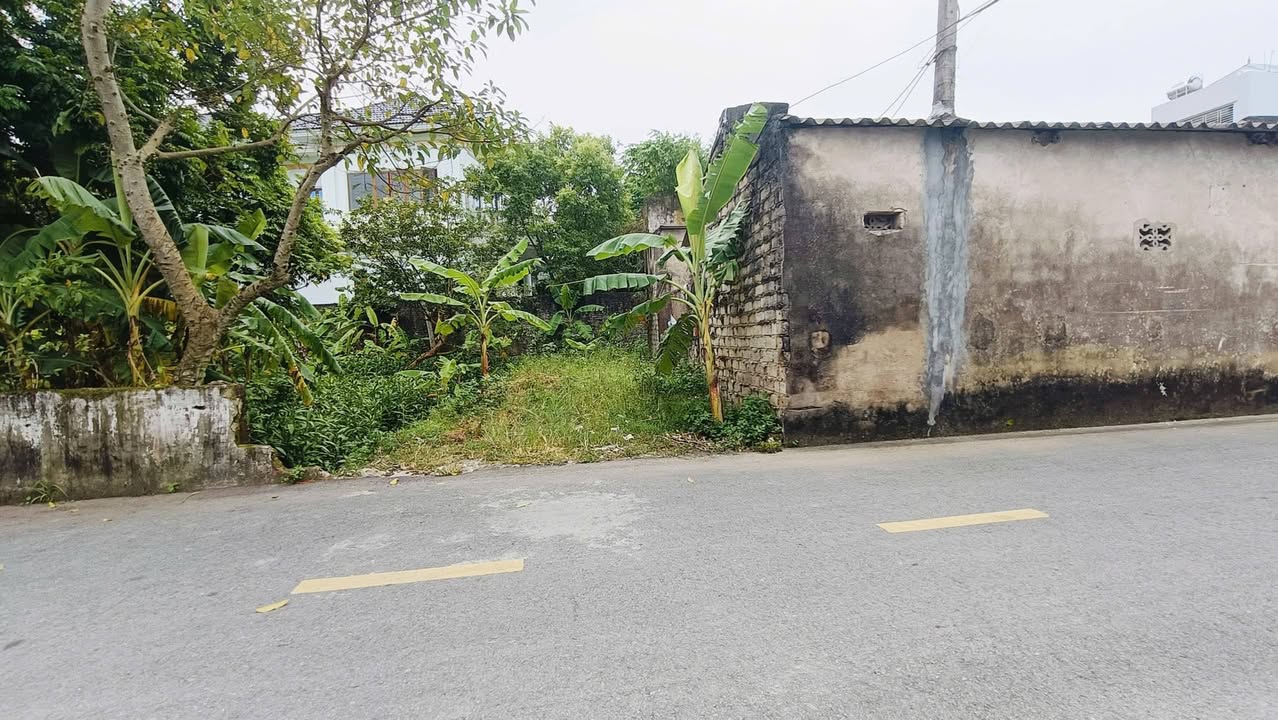 Đất Liêm Chung Phủ Lý 83m² giá 2.8 tỷ - Đường ô tô thông thoáng, vị trí thuận lợi!