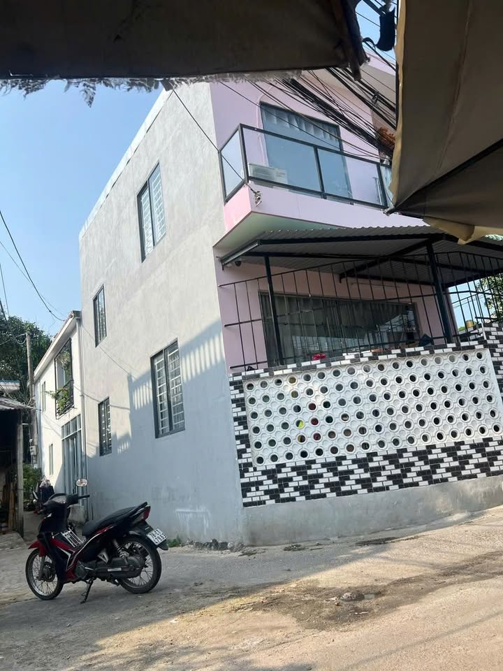 Nhà lô góc Phường 2, Tuy Hòa 52m² giá 1.7 tỷ - Chính chủ bán gấp!