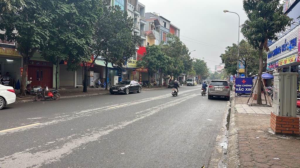 Nhà 4 tầng Trâu Quỳ, Gia Lâm 102m² giá 10 tỷ - Vị trí vàng ô tô tránh nhau!