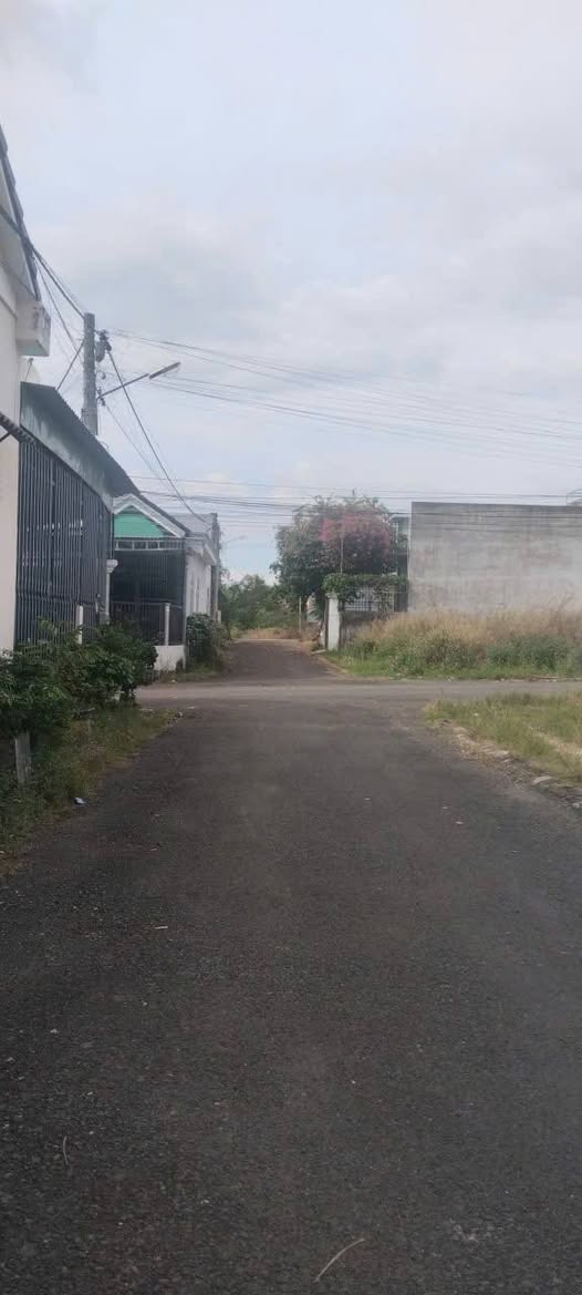 Đất nền Tân Xuân Đồng Xoài 110m² giá chỉ 590 triệu - Cơ hội đầu tư tuyệt vời!