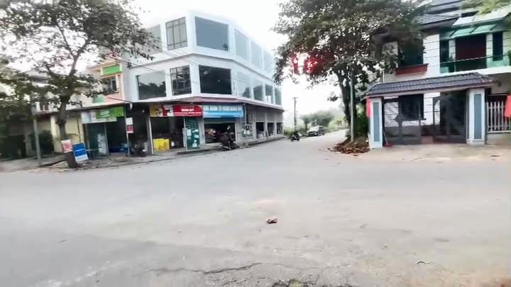 Đất kinh doanh mặt tiền đường Thiều Xuân, Sông Lô, 140m² giá 2.3 tỷ - Cơ hội đầu tư tuyệt vời!