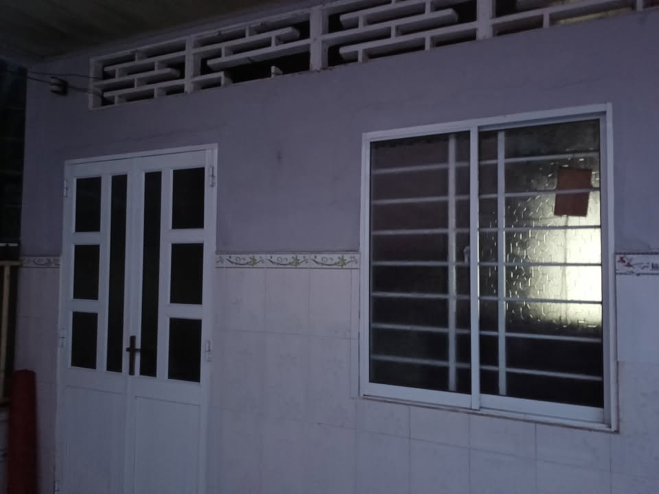 Nhà cấp 4 xã Đại Hòa Lộc, Bình Đại 106m² giá 350 triệu - Không mồ mả, tiện nghi xung quanh!