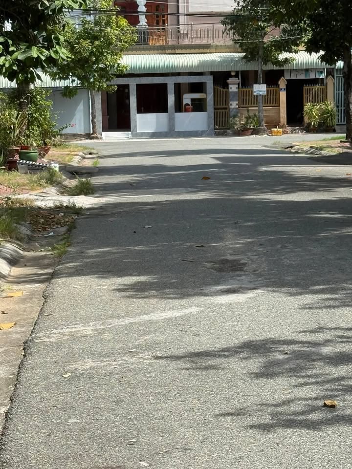 Nhà cấp bốn tại Long Hải, Bà Rịa - Vũng Tàu 93m² giá 3 tỷ - Cơ hội vàng cho nhà đầu tư!