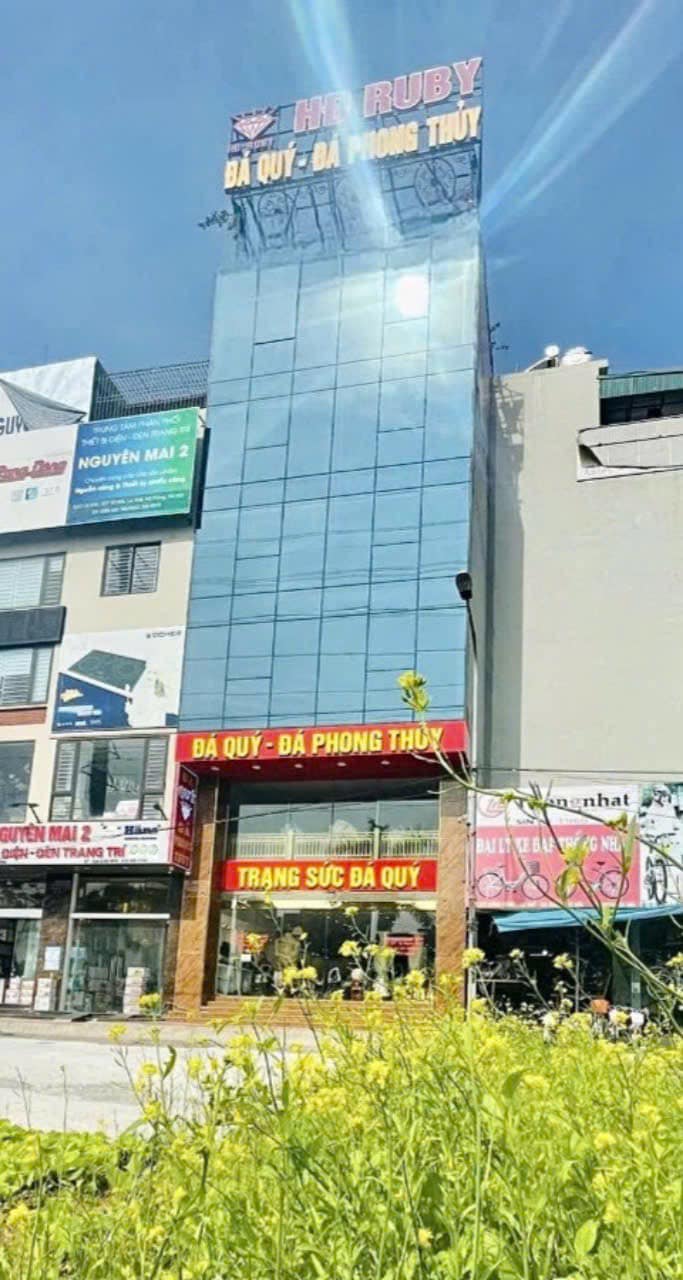 Cho thuê văn phòng tại Hà Đông 250m² - Giá chỉ 40 triệu/tháng, vị trí đắc địa!