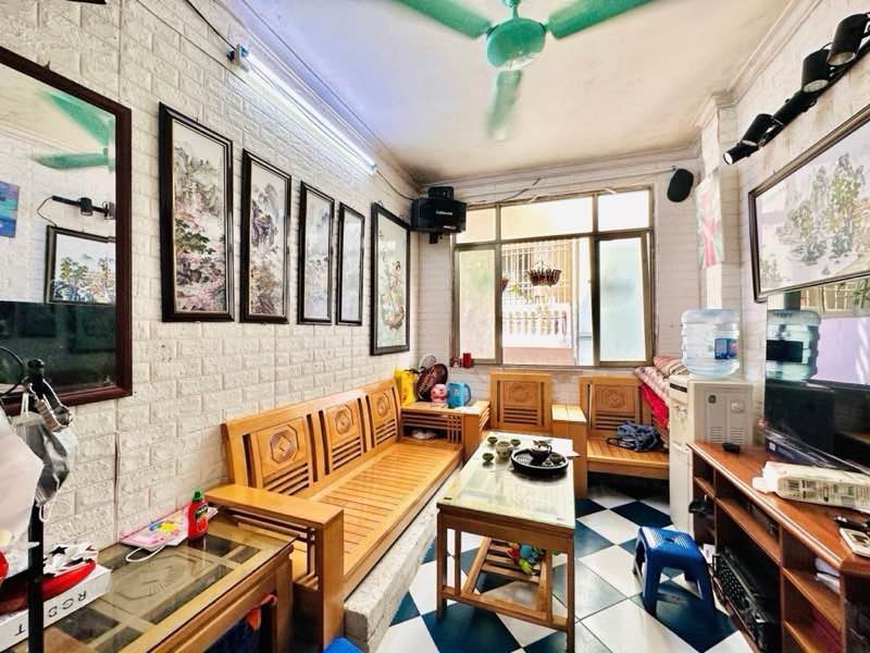 Nhà 5 tầng Tô Hoàng, Bạch Mai 20m² giá 2 tỷ - Đầu tư sinh lời ngay!