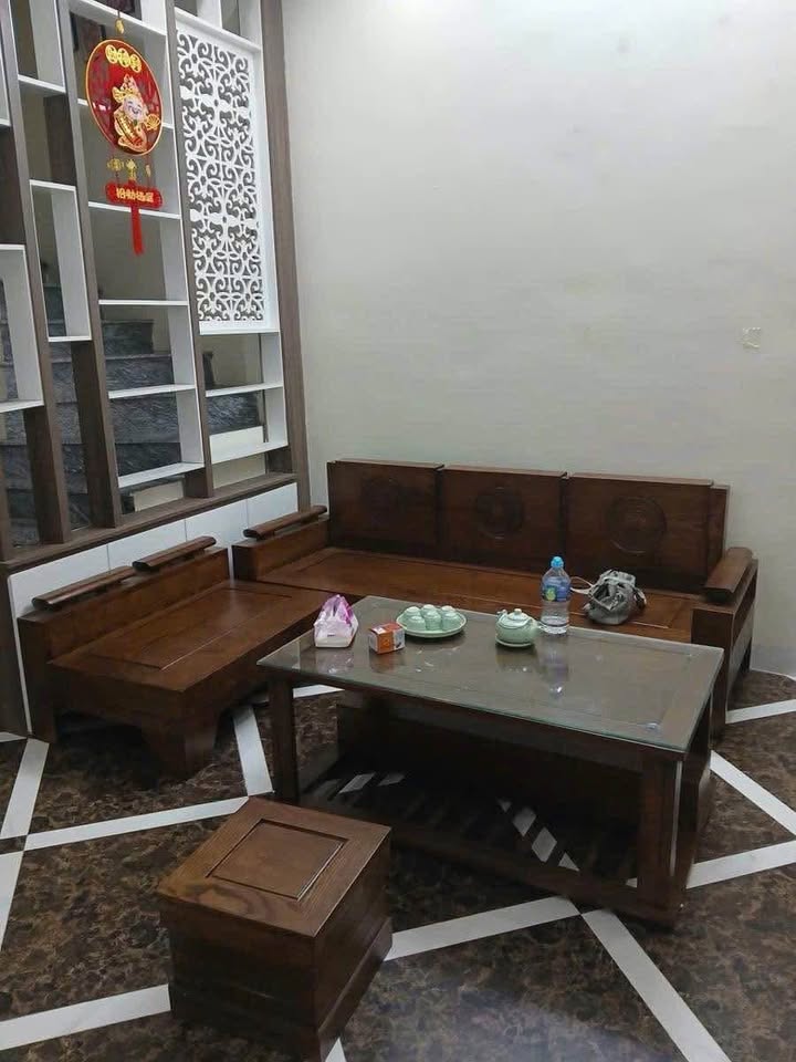 Nhà ngõ 169 Hoàng Mai 32m² giá thỏa thuận - Về ở ngay, sổ đỏ chính chủ!