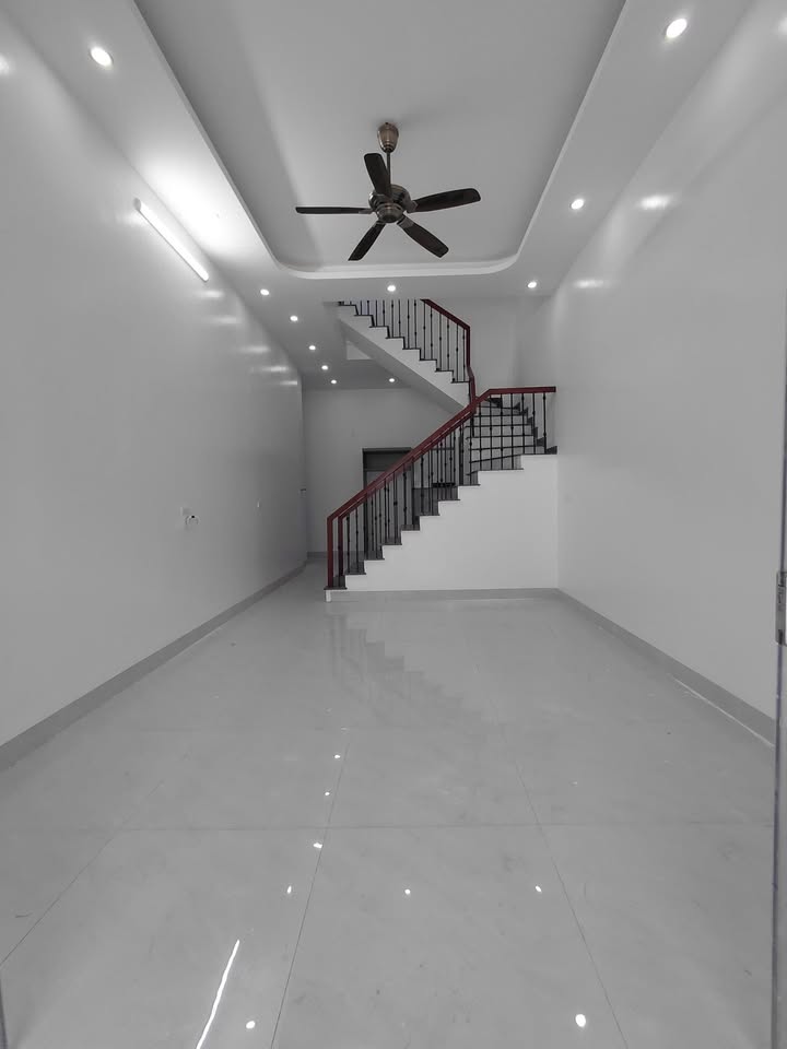 Nhà 2 tầng mới tại phường Trần Nguyên Hãn, Bắc Giang 97m² giá 4 tỷ - Chính chủ bán gấp!