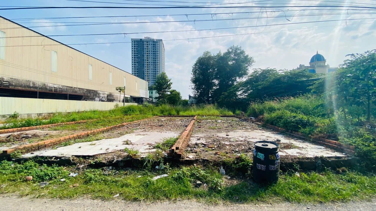 Đất nền liền kề gần VinCom Dĩ An 63m² giá 3.55 tỷ - Sổ hồng riêng, xây dựng tự do!