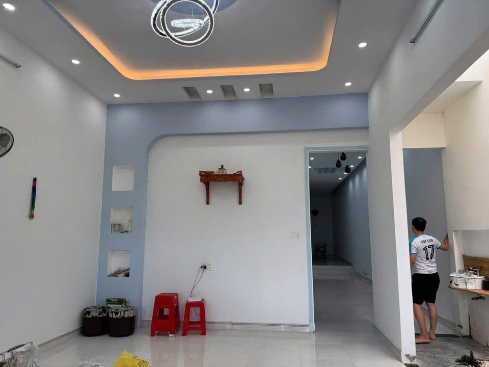 Nhà bán đường Thu Bồn, phường Đak Cấm 270m² giá 1.7 tỷ - Chính chủ thương lượng