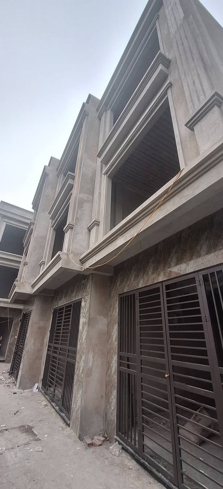 Nhà 3 tầng Song Phương Hoài Đức 42m² - Giá chỉ 2 tỷ, thiết kế hiện đại!