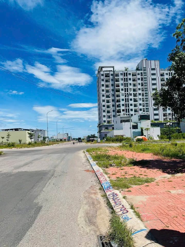 Đất Nhơn Bình 102m² giá 2.5 tỷ - Đầu tư sinh lời ngay!