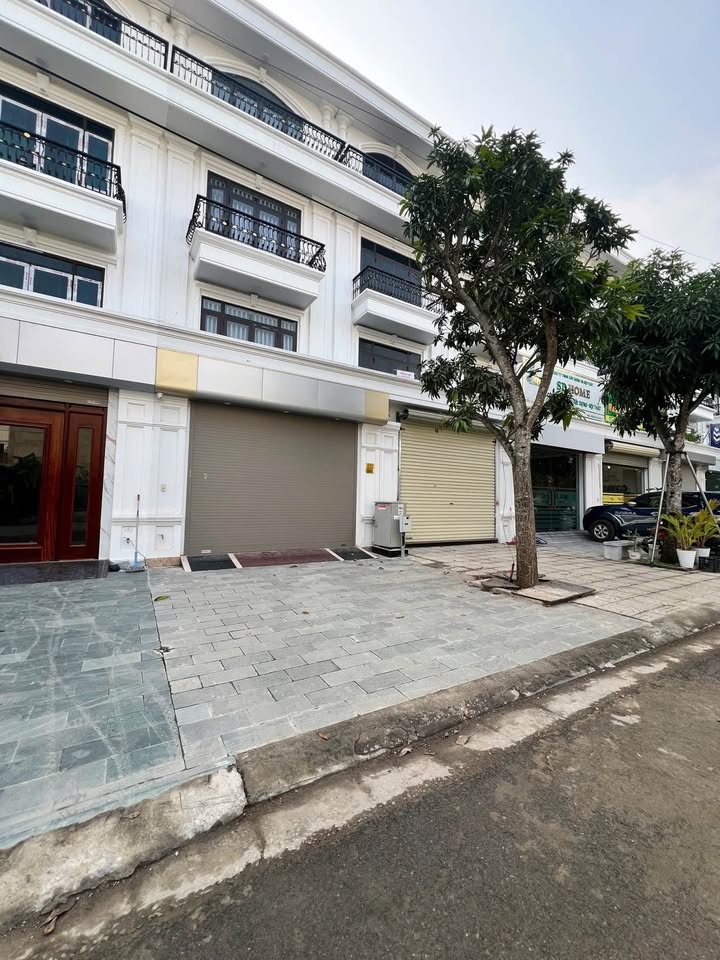 Nhà thô 4 tầng Đông Vệ 90m² giá 7.9 tỷ - Pháp lý rõ ràng, hướng Tây Bắc