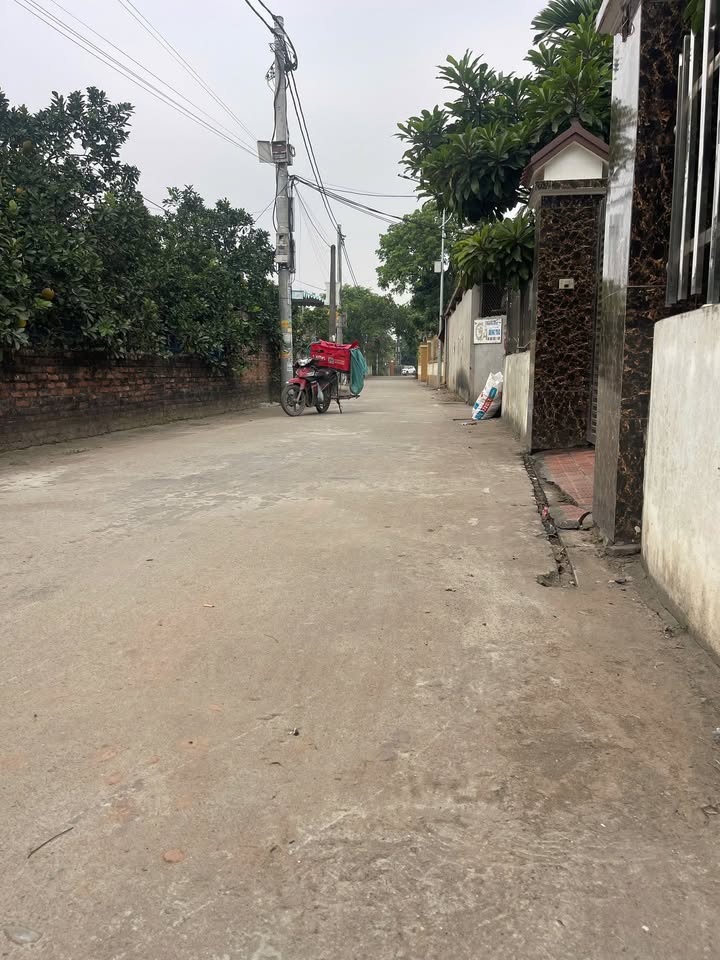 Đất nền Hoàn Long, Yên Mỹ 612m² giá chỉ 1x triệu/m² - Tiềm năng chia lô cao!