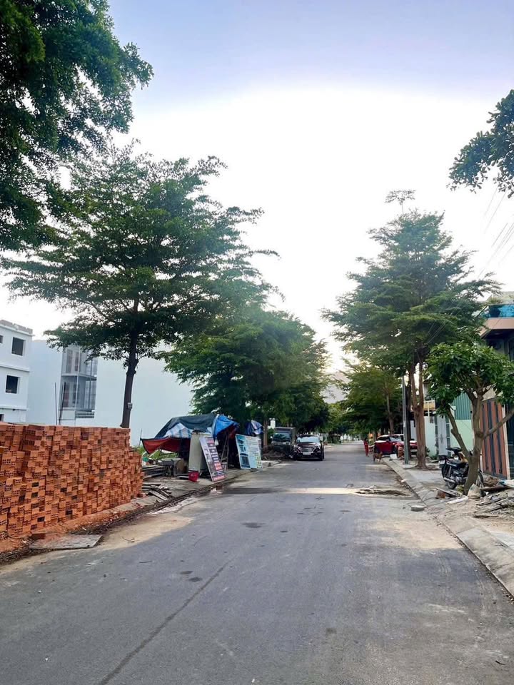 Lô đất đẹp KĐT Mỹ Gia, Nha Trang 100m² giá 5.5 tỷ - Đường thông ra sông