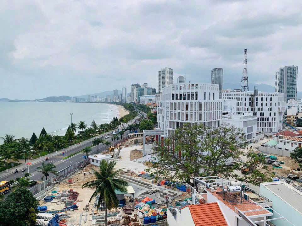 Nhà 5 tầng mặt tiền đường Nguyễn Bỉnh Khiêm Nha Trang 86.3m² giá 22 tỷ - Vị trí đắc địa gần biển!