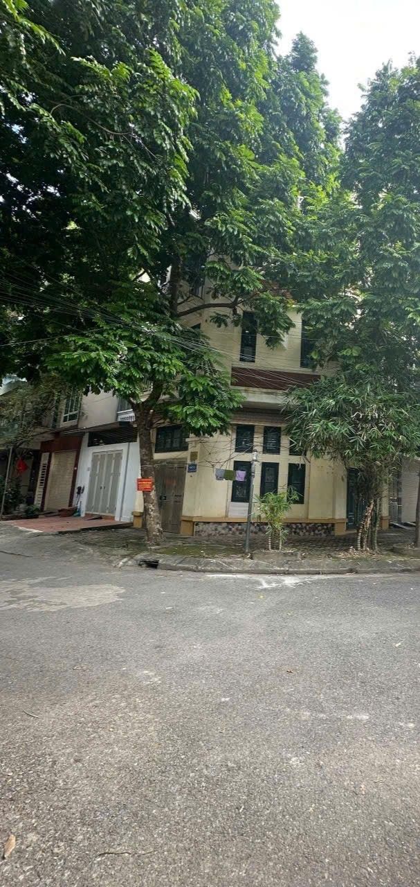 Nhà liền kề Kiến Hưng 4 tầng giá 12 triệu - Không thể bỏ lỡ!