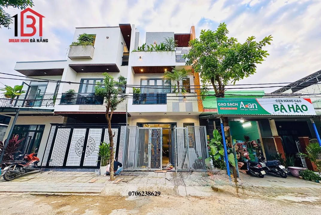 Nhà 3 Tầng Đẹp Mặt Tiền Đường Lý Thái Tông Thanh Khê 83m² Giá 8 Tỷ - Sẵn Sàng Vào Ở!