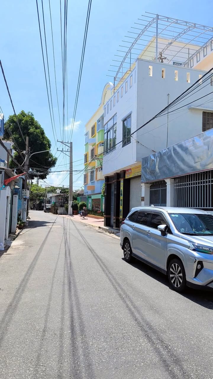 Nhà mặt tiền Lưu Hữu Phước, Vũng Tàu 50m² giá 4 tỷ - Sẵn sàng vào ở!