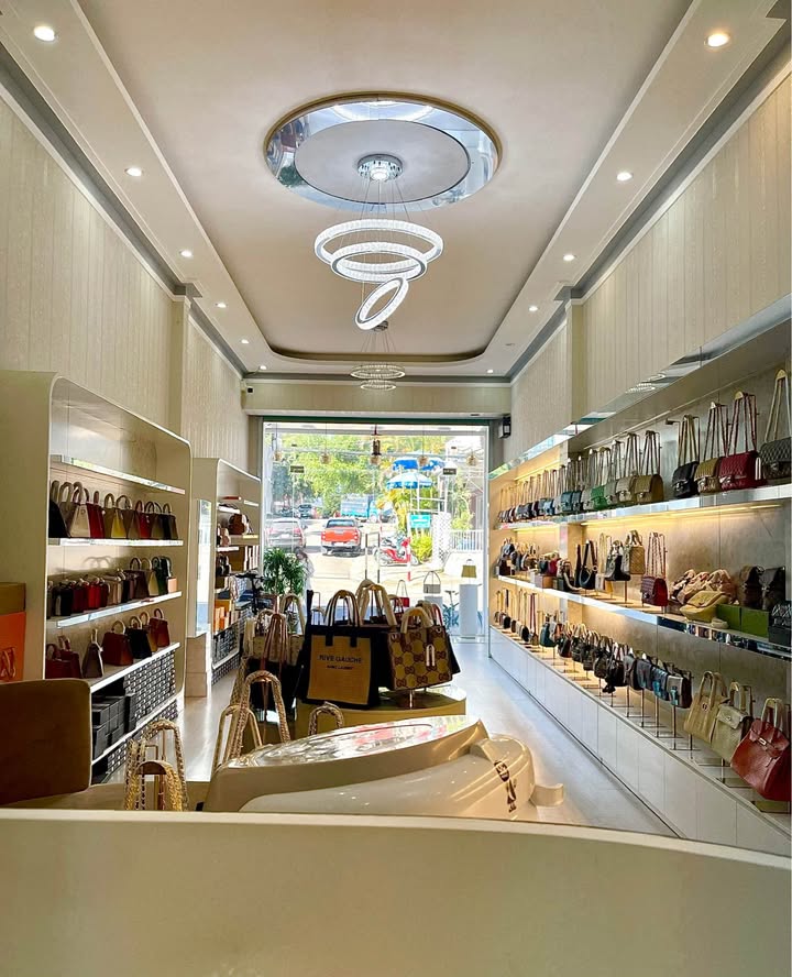 Nhà mặt tiền cho thuê tại Bảo Lộc 5PN - Phù hợp kinh doanh