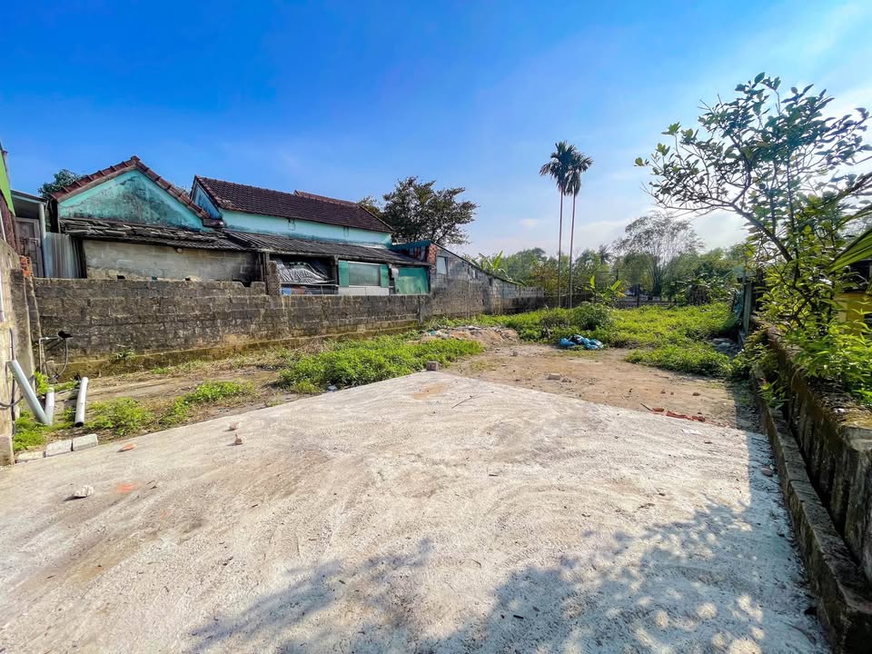 Đất đẹp kiệt 854 Nguyễn Tất Thành, Hương Thủy 134m² giá 1 tỷ - Đầu tư sinh lời ngay!