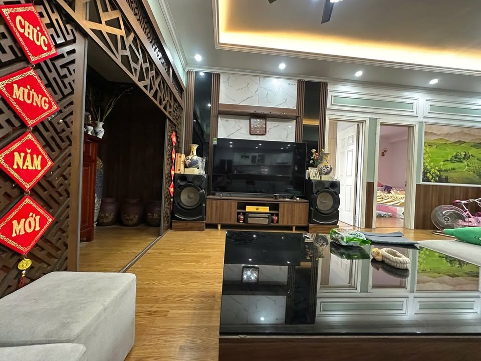 Căn hộ Chung cư Nam Đô Complex Hoàng Mai 95m² giá 12 triệu - Nhà đẹp, nội thất đầy đủ