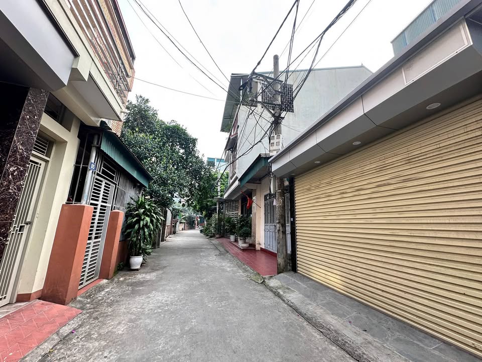 Đất nền 2 mặt thoáng tại Việt Trì, 77.6m² giá 4.6 tỷ - Gần bệnh viện và trung tâm