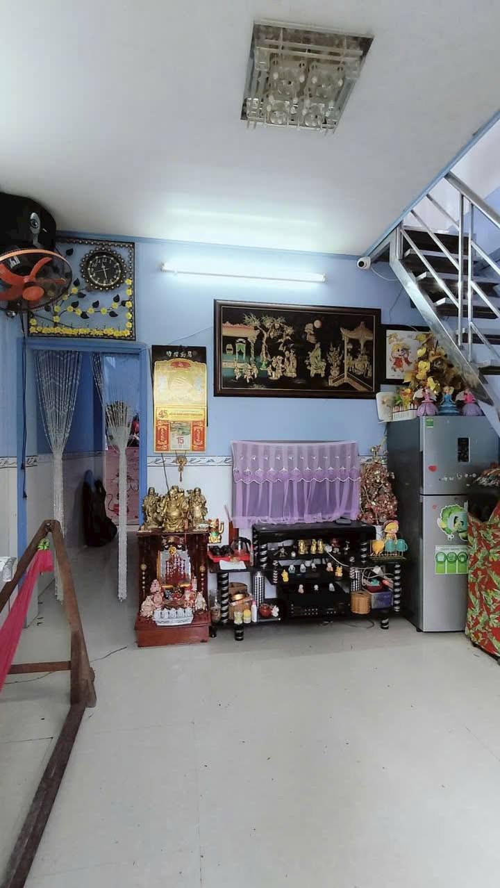 Nhà 1 Trệt 1 Lầu gần cầu Miễu Đôi, An Giang - Giá chỉ 700 triệu thương lượng!