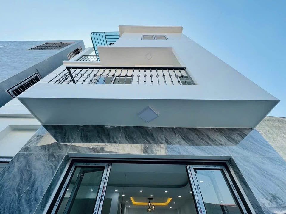 Nhà 3 tầng tại Nam Hà Kiến An 45m² giá 2.1 tỷ - Thiết kế hiện đại, ô tô vào thoải mái!