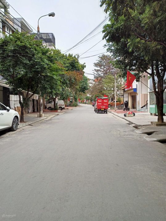 Nhà mặt đường Thiên Lôi, Hải Phòng 60m² giá 8.3 tỷ - Đường thông thoáng, ô tô đỗ cửa