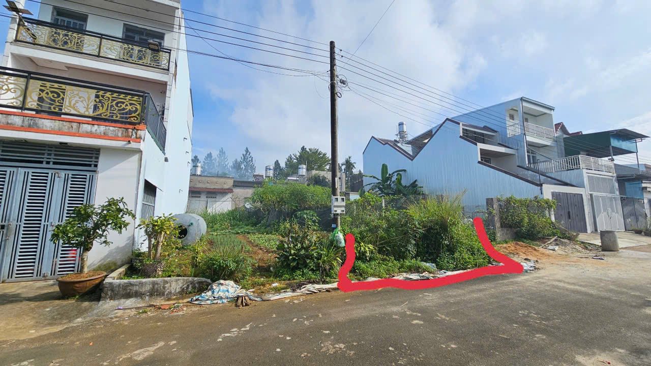 Đất nền Đà Lạt 100m² giá 2.25 tỷ - Tiềm năng phát triển vượt bậc!