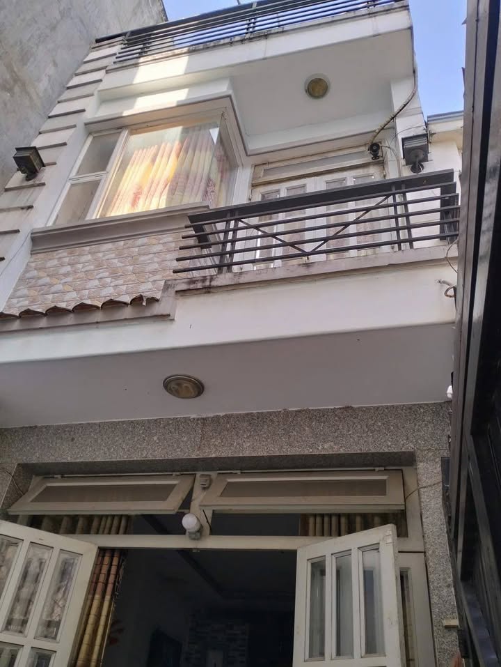 Nhà phố Mai Hắc Đế P15 Q8 51m² giá 3.9 tỷ - Sổ hồng chính chủ, thương lượng nhẹ!