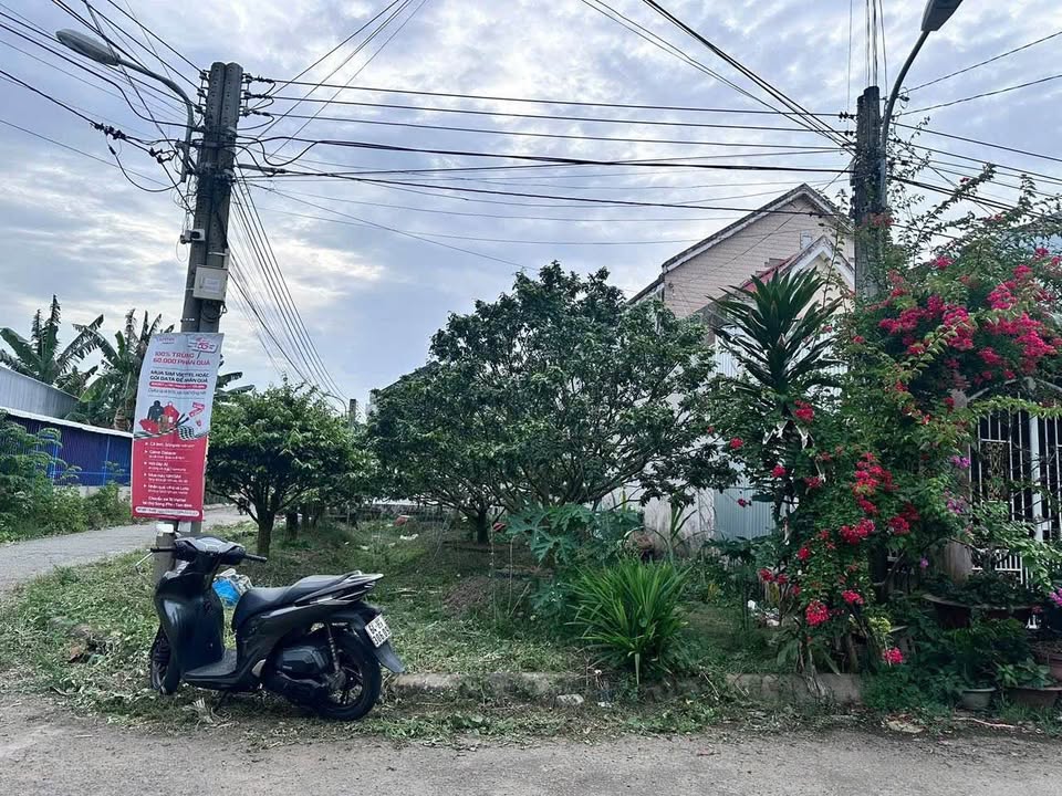 Lô đất góc 2 mặt tiền tại Chợ Song Phú, Vĩnh Long 120m² giá 1.15 tỷ - Cắt lỗ ngay!