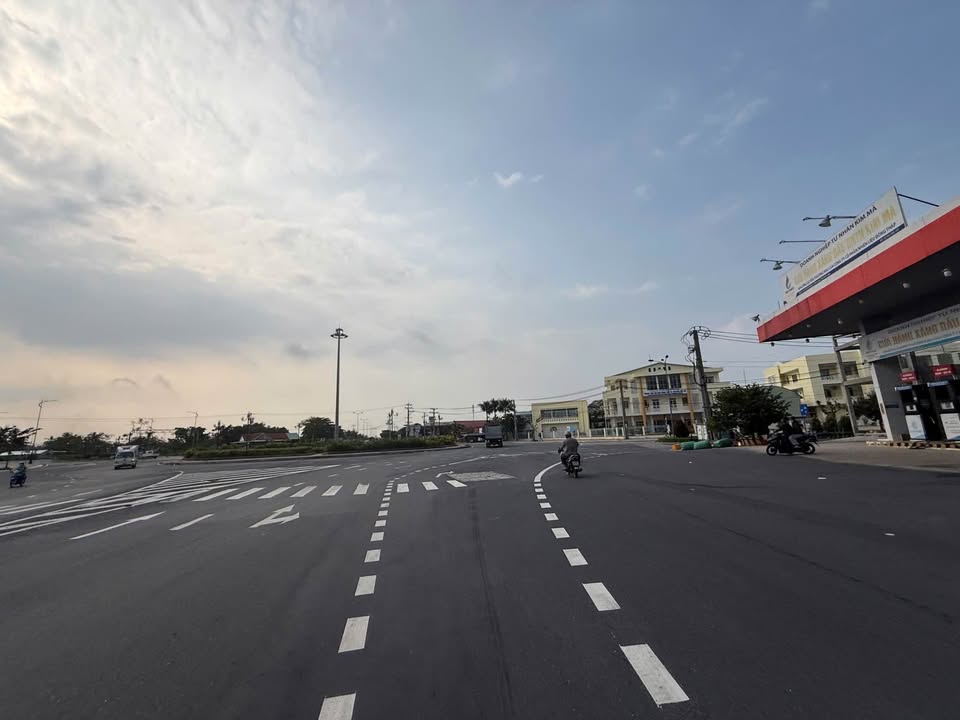 Đất nền mặt tiền đường Nguyễn Văn Cung, Vĩnh Long, 107m² - Cơ hội đầu tư không thể bỏ lỡ!