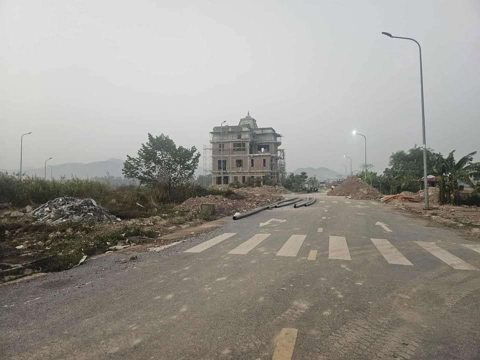 Đất nền Tư Mại Yên Dũng 93m² giá thỏa thuận - Gần khu công nghiệp lớn!