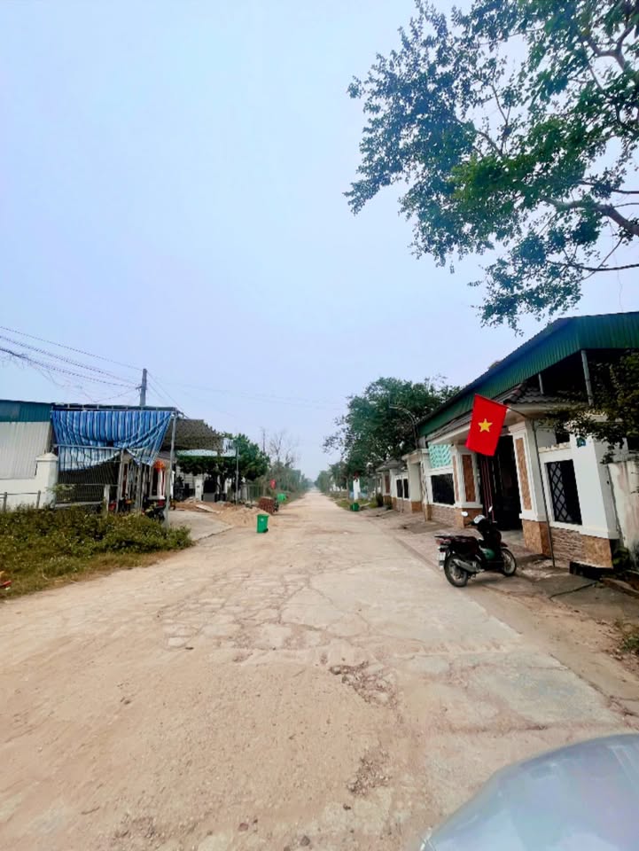 Đất nền Thái Hòa, Nghệ An 140m² giá 2.7 tỷ - Đường ô tô tránh nhau thoải mái!