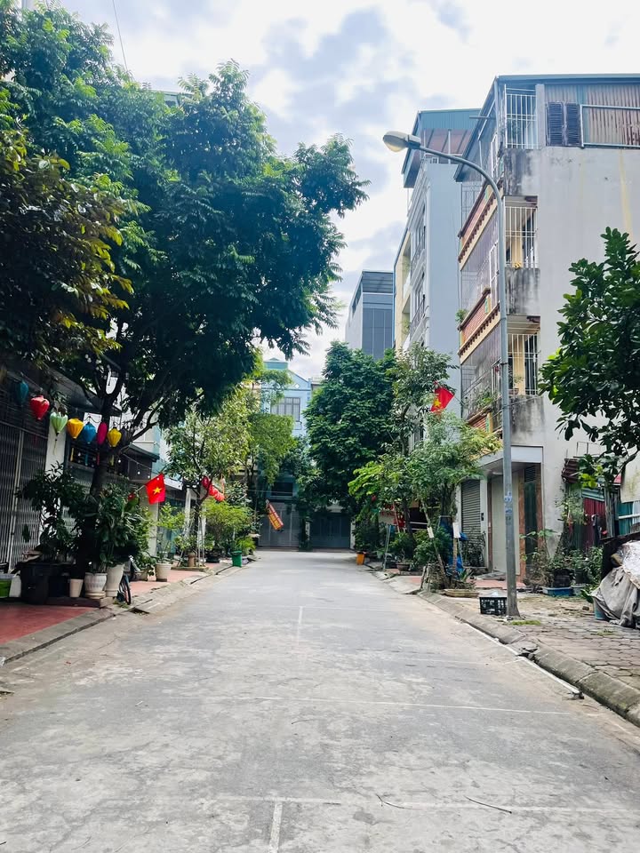 Đất phân lô Kiến Hưng 50m² giá 11.2 tỷ - Cơ hội vàng đầu tư!