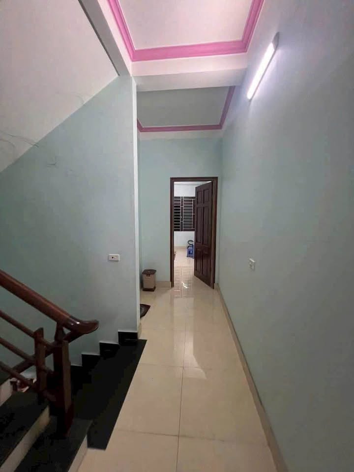 Nhà 3 tầng Giếng Đáy 85m² giá 2.9 tỷ - Ô tô vào tận nơi!