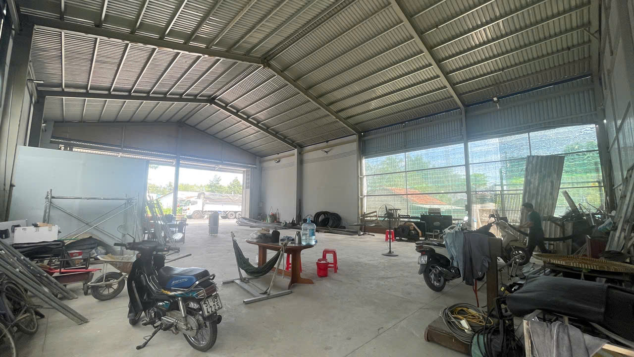 Bán kho + nhà + ao vườn tại Củ Chi, 2221m² giá 19 tỷ - Cơ hội đầu tư hấp dẫn!