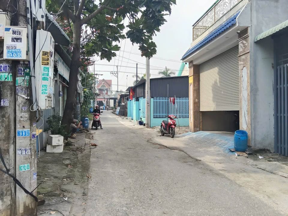 Nhà Lầu 76m² tại Dĩ An - Giá 1.7 tỷ - Chính chủ bán gấp!