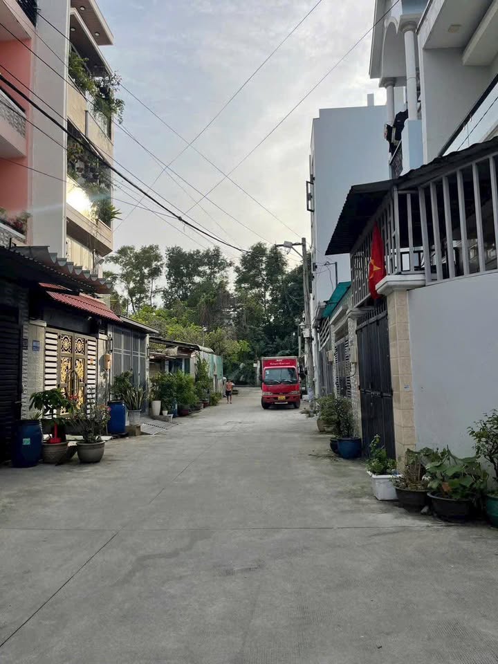 Đất nền Hiệp Bình Phước 60m² giá 5.8 tỷ - Xây dựng tự do, vị trí đắc địa!