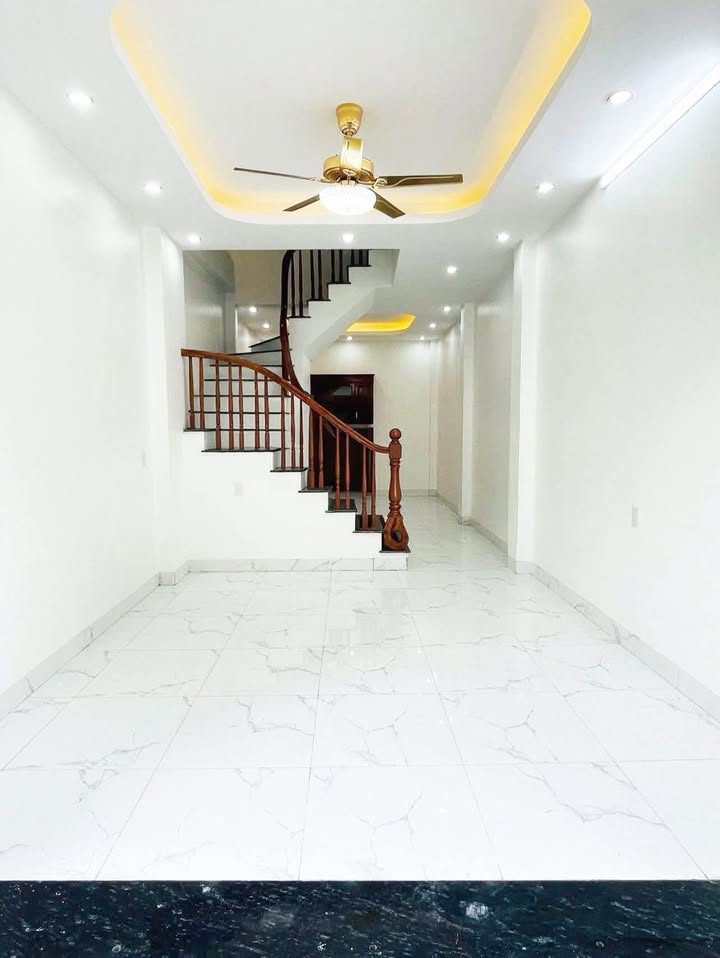 Nhà 3 tầng Phúc Khánh Thái Bình 38m² giá 1.9 tỷ - Thiết kế hiện đại, vị trí đắc địa!