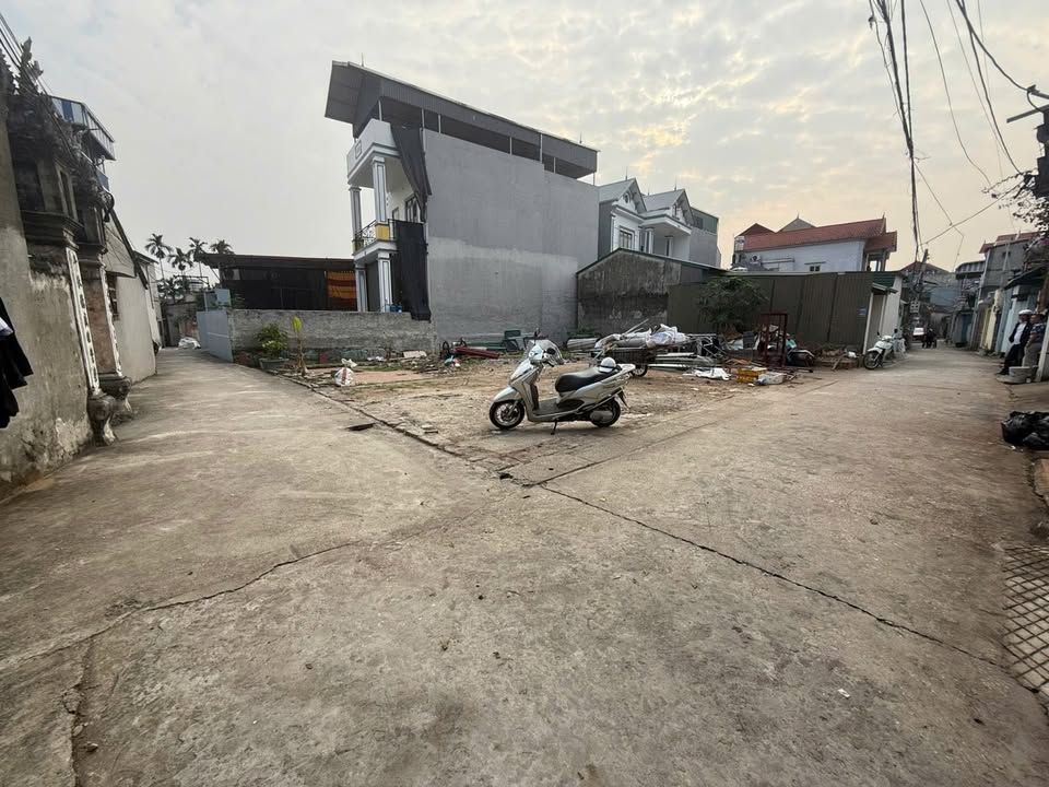 Đất thổ cư 100,5m² tại Thôn 1, xã Quảng Bị, giá 3 tỷ - Cơ hội đầu tư tuyệt vời!